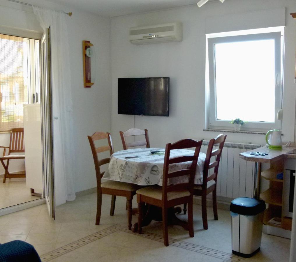 Apartmani Marija Medulin Bagian luar foto